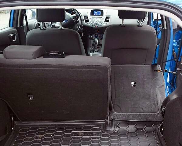 Синий Форд Фиеста, объемом двигателя 1 л и пробегом 86 тыс. км за 9700 $, фото 5 на Automoto.ua