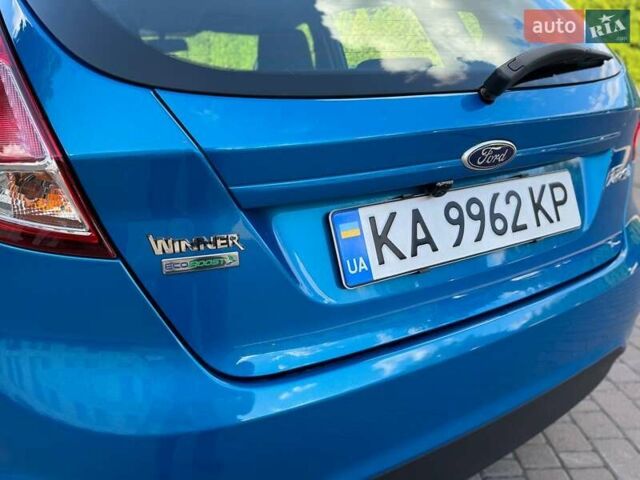 Синій Форд Фієста, об'ємом двигуна 1 л та пробігом 58 тис. км за 9500 $, фото 2 на Automoto.ua