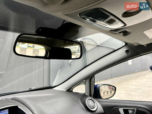 Синий Форд Фиеста, объемом двигателя 1 л и пробегом 53 тыс. км за 9500 $, фото 26 на Automoto.ua