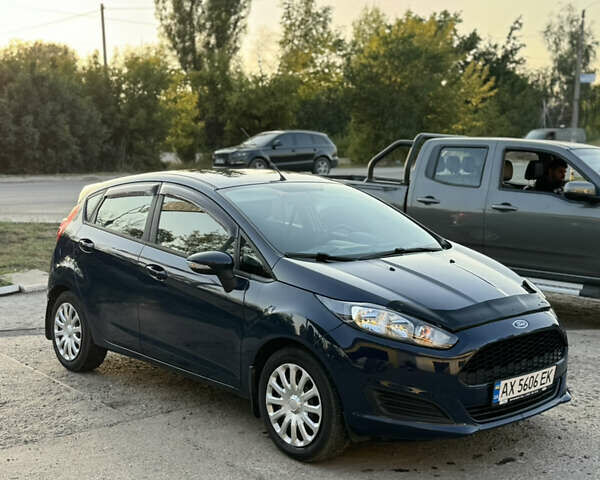 Синий Форд Фиеста, объемом двигателя 1.24 л и пробегом 64 тыс. км за 7500 $, фото 3 на Automoto.ua