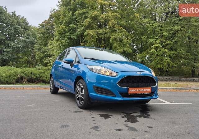 Форд Фиеста 2016 в Черкассах на Automoto.ua Синий Форд Фиеста, объемом двигателя 1 л и пробегом 95 тыс. км за 7200 $, фото 2 на Automoto.ua