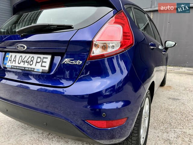 Синий Форд Фиеста, объемом двигателя 1 л и пробегом 53 тыс. км за 9500 $, фото 38 на Automoto.ua