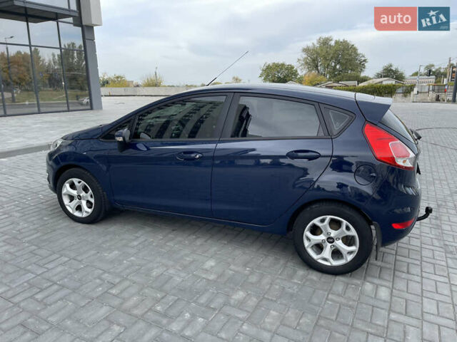 Синій Форд Фієста, об'ємом двигуна 1.25 л та пробігом 185 тис. км за 6500 $, фото 3 на Automoto.ua