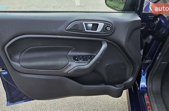 Синий Форд Фиеста, объемом двигателя 1.6 л и пробегом 110 тыс. км за 8700 $, фото 15 на Automoto.ua