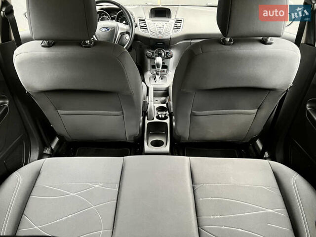 Синий Форд Фиеста, объемом двигателя 1 л и пробегом 53 тыс. км за 9500 $, фото 44 на Automoto.ua