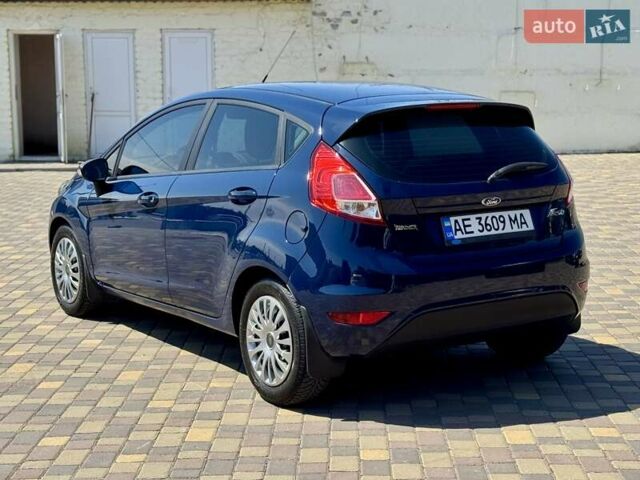 Синій Форд Фієста, об'ємом двигуна 1.24 л та пробігом 82 тис. км за 8300 $, фото 13 на Automoto.ua