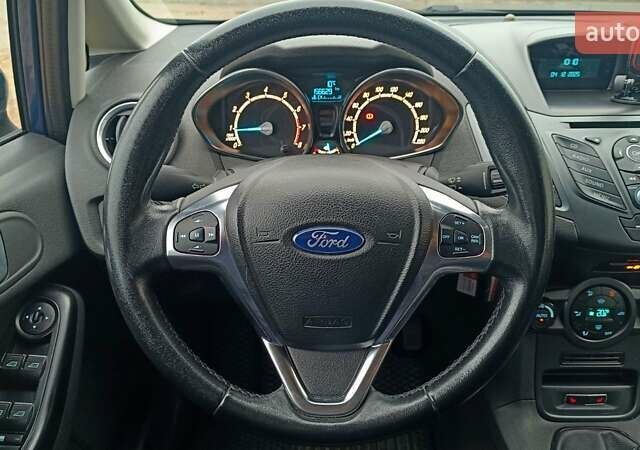 Синій Форд Фієста, об'ємом двигуна 1 л та пробігом 157 тис. км за 7098 $, фото 12 на Automoto.ua