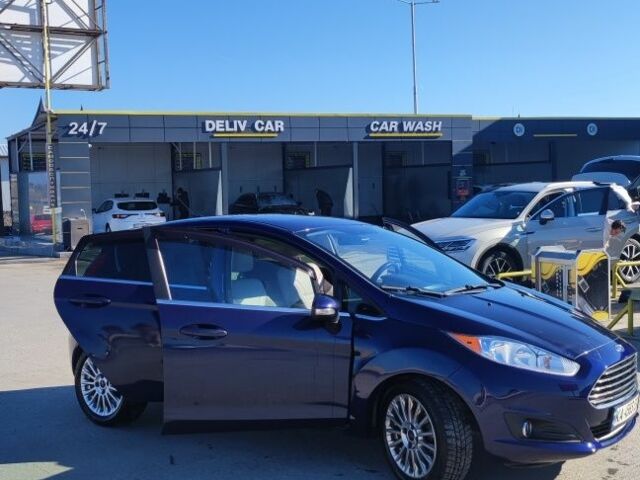 Синий Форд Фиеста, объемом двигателя 1.6 л и пробегом 156 тыс. км за 8500 $, фото 1 на Automoto.ua