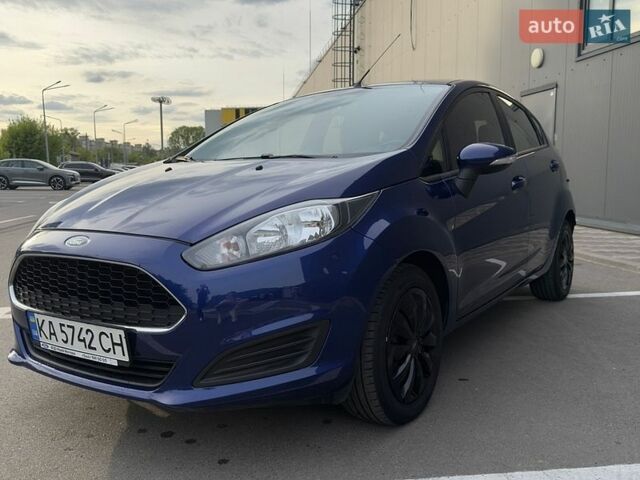 Синий Форд Фиеста, объемом двигателя 1 л и пробегом 55 тыс. км за 9900 $, фото 3 на Automoto.ua