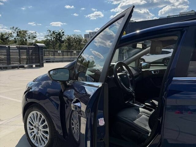 Синій Форд Фієста, об'ємом двигуна 1.6 л та пробігом 171 тис. км за 8100 $, фото 2 на Automoto.ua