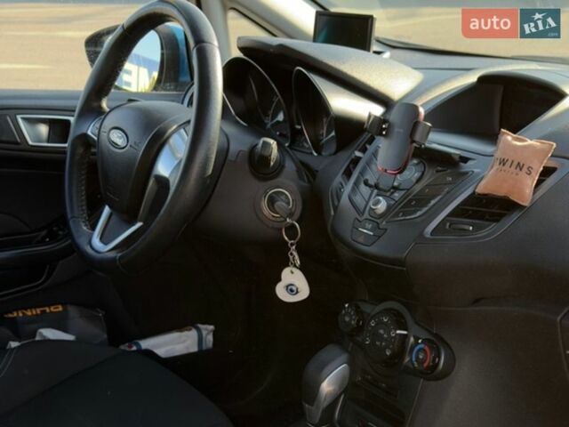Синий Форд Фиеста, объемом двигателя 1 л и пробегом 75 тыс. км за 8900 $, фото 9 на Automoto.ua
