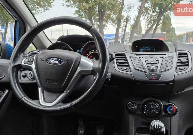 Форд Фиеста 2016 в Черкассах на Automoto.ua Синий Форд Фиеста, объемом двигателя 1 л и пробегом 95 тыс. км за 7200 $, фото 21 на Automoto.ua