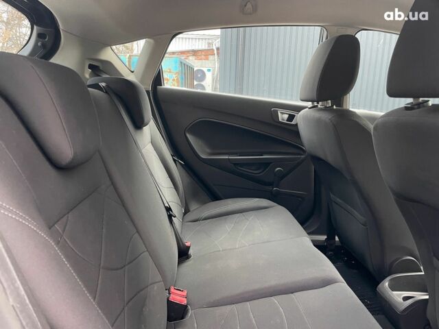 Синий Форд Фиеста, объемом двигателя 1 л и пробегом 101 тыс. км за 5990 $, фото 17 на Automoto.ua