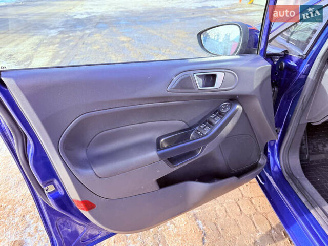 Синий Форд Фиеста, объемом двигателя 1 л и пробегом 95 тыс. км за 8450 $, фото 36 на Automoto.ua