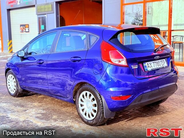 Синий Форд Фиеста, объемом двигателя 1 л и пробегом 9200 тыс. км за 8450 $, фото 7 на Automoto.ua