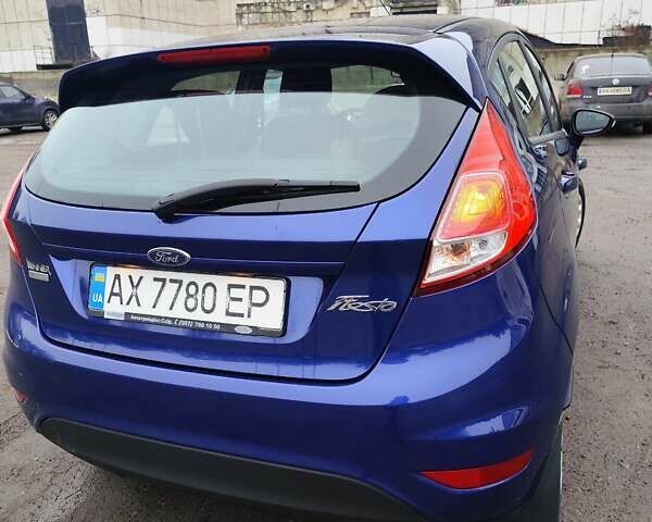Синий Форд Фиеста, объемом двигателя 1 л и пробегом 96 тыс. км за 8000 $, фото 2 на Automoto.ua