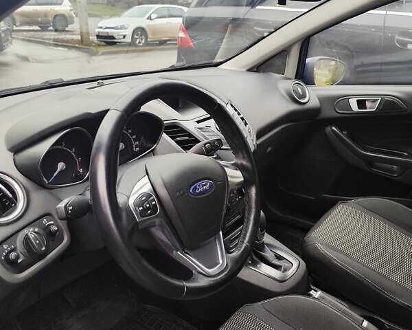 Синий Форд Фиеста, объемом двигателя 1 л и пробегом 96 тыс. км за 8000 $, фото 7 на Automoto.ua