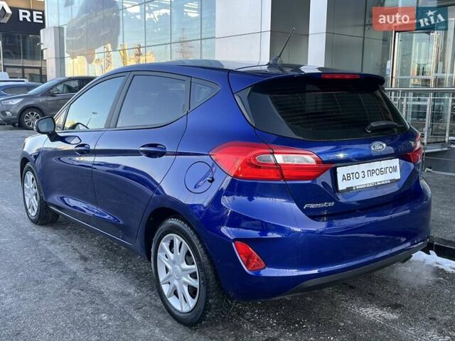 Синий Форд Фиеста, объемом двигателя 1 л и пробегом 92 тыс. км за 10513 $, фото 7 на Automoto.ua