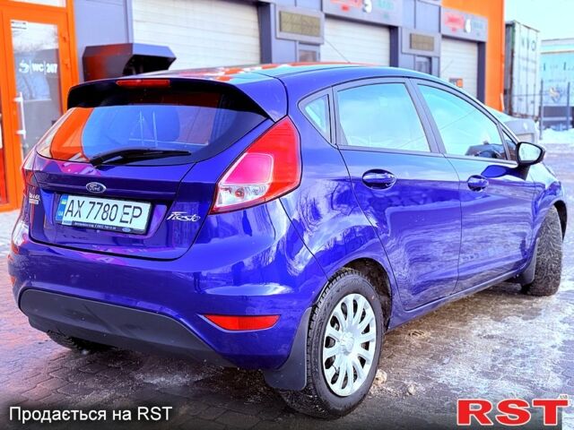 Синий Форд Фиеста, объемом двигателя 1 л и пробегом 9200 тыс. км за 8450 $, фото 4 на Automoto.ua