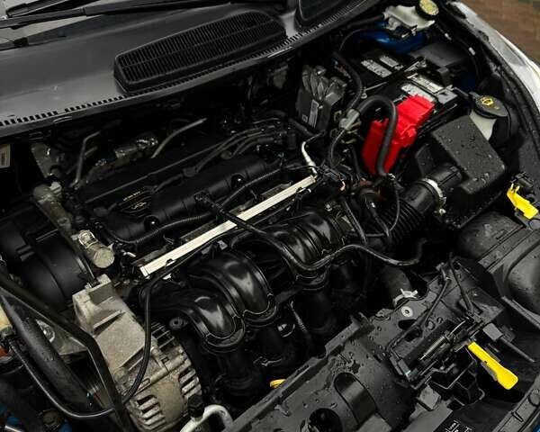 Синий Форд Фиеста, объемом двигателя 1.6 л и пробегом 99 тыс. км за 8900 $, фото 27 на Automoto.ua