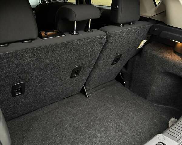 Синий Форд Фиеста, объемом двигателя 1.6 л и пробегом 99 тыс. км за 8900 $, фото 24 на Automoto.ua