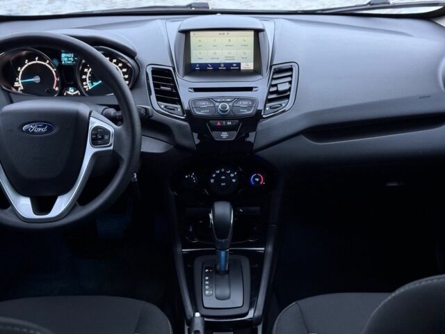 Синій Форд Фієста, об'ємом двигуна 1.6 л та пробігом 98 тис. км за 9500 $, фото 12 на Automoto.ua