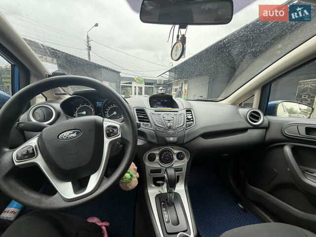 Синий Форд Фиеста, объемом двигателя 1.6 л и пробегом 103 тыс. км за 10000 $, фото 8 на Automoto.ua