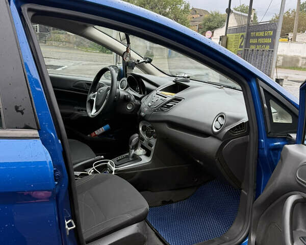 Синий Форд Фиеста, объемом двигателя 1.6 л и пробегом 103 тыс. км за 10000 $, фото 14 на Automoto.ua