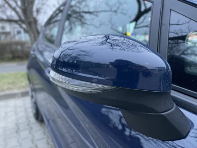 Синій Форд Фієста, об'ємом двигуна 1.5 л та пробігом 162 тис. км за 12500 $, фото 4 на Automoto.ua