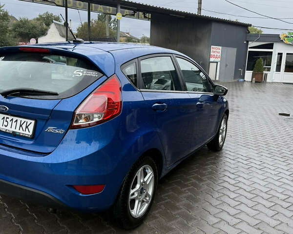 Синий Форд Фиеста, объемом двигателя 1.6 л и пробегом 103 тыс. км за 10000 $, фото 4 на Automoto.ua