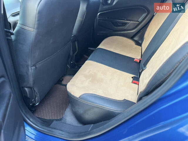 Синий Форд Фиеста, объемом двигателя 1.6 л и пробегом 160 тыс. км за 9500 $, фото 14 на Automoto.ua