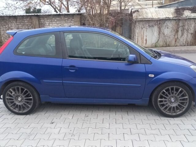 Синій Форд Фієста, об'ємом двигуна 2 л та пробігом 94 тис. км за 4600 $, фото 4 на Automoto.ua