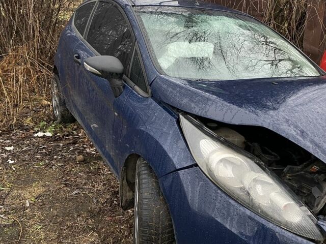 Синій Форд Фієста, об'ємом двигуна 1.2 л та пробігом 200 тис. км за 2500 $, фото 5 на Automoto.ua