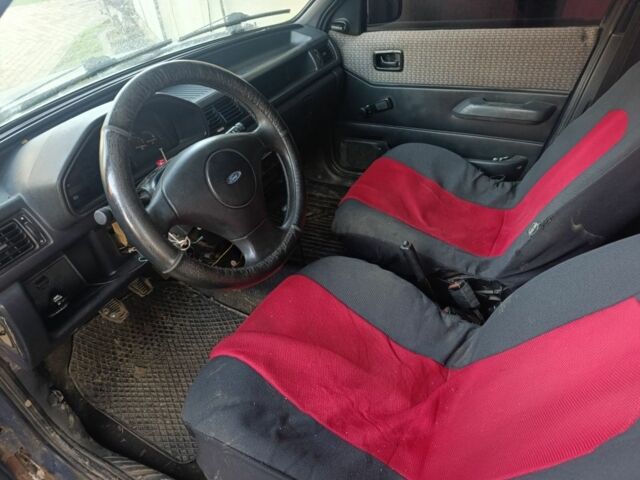 Синий Форд Фиеста, объемом двигателя 0 л и пробегом 990 тыс. км за 450 $, фото 3 на Automoto.ua