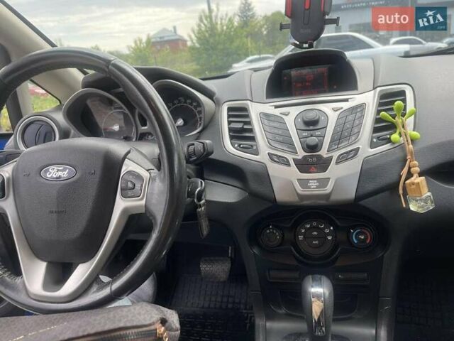 Синий Форд Фиеста, объемом двигателя 1.6 л и пробегом 192 тыс. км за 6250 $, фото 8 на Automoto.ua