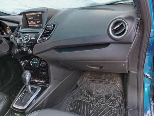 Синий Форд Фиеста, объемом двигателя 1.6 л и пробегом 192 тыс. км за 7000 $, фото 9 на Automoto.ua