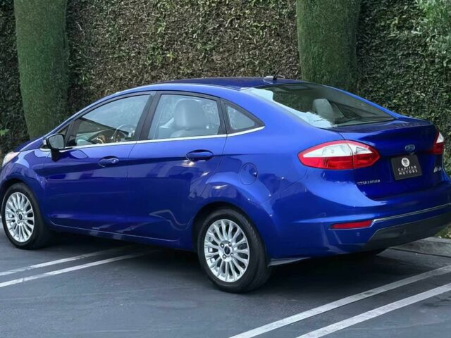 Синий Форд Фиеста, объемом двигателя 1.6 л и пробегом 87 тыс. км за 1600 $, фото 4 на Automoto.ua