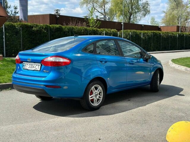 Синій Форд Фієста, об'ємом двигуна 0.16 л та пробігом 115 тис. км за 6900 $, фото 3 на Automoto.ua