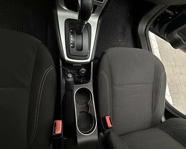 Синий Форд Фиеста, объемом двигателя 1.6 л и пробегом 129 тыс. км за 8300 $, фото 13 на Automoto.ua