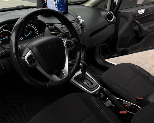 Синий Форд Фиеста, объемом двигателя 1.6 л и пробегом 129 тыс. км за 8300 $, фото 9 на Automoto.ua