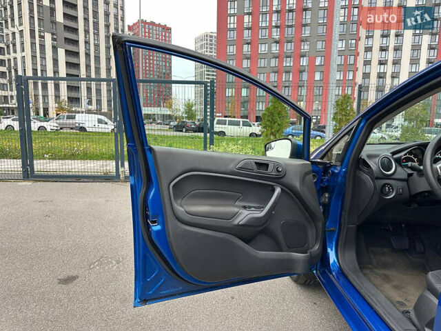 Форд Фиеста 2018 в Киеве на Automoto.ua Синий Форд Фиеста, объемом двигателя 1.6 л и пробегом 94 тыс. км за 8300 $, фото 13 на Automoto.ua