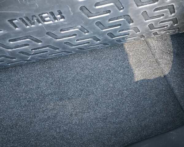 Форд Фиеста 2018 в Белой Церкве на Automoto.ua Синий Форд Фиеста, объемом двигателя 1.6 л и пробегом 37 тыс. км за 9500 $, фото 27 на Automoto.ua