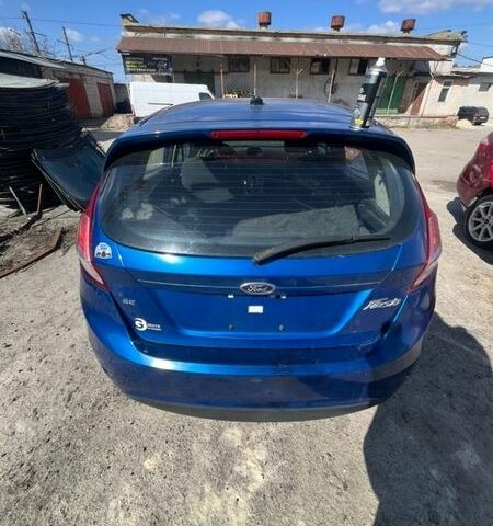 Синий Форд Фиеста, объемом двигателя 1.6 л и пробегом 144 тыс. км за 5700 $, фото 2 на Automoto.ua