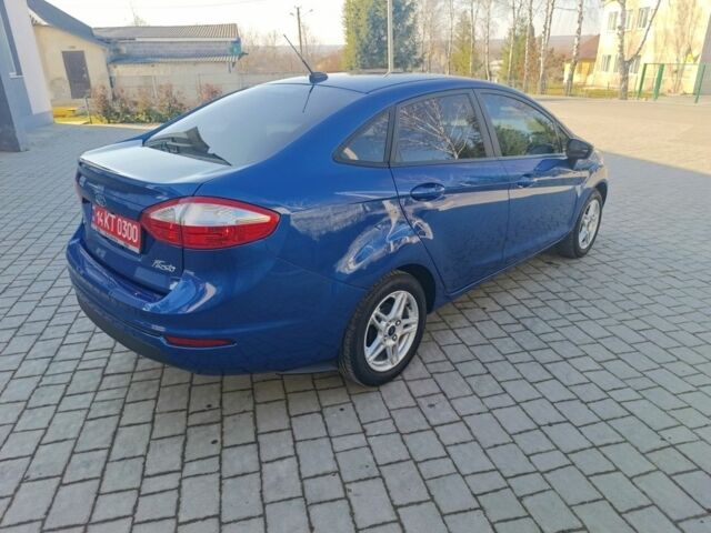 Синій Форд Фієста, об'ємом двигуна 1.6 л та пробігом 147 тис. км за 8200 $, фото 5 на Automoto.ua