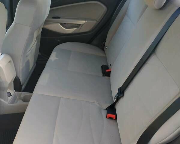 Форд Фиеста 2018 в Белой Церкве на Automoto.ua Синий Форд Фиеста, объемом двигателя 1.6 л и пробегом 37 тыс. км за 9500 $, фото 24 на Automoto.ua