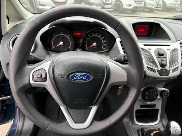 Синій Форд Фієста, об'ємом двигуна 1.4 л та пробігом 240 тис. км за 6190 $, фото 18 на Automoto.ua