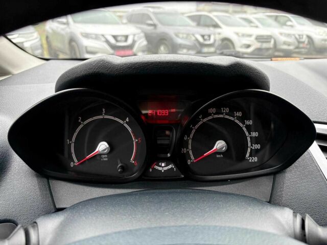 Синій Форд Фієста, об'ємом двигуна 1.4 л та пробігом 240 тис. км за 6190 $, фото 19 на Automoto.ua