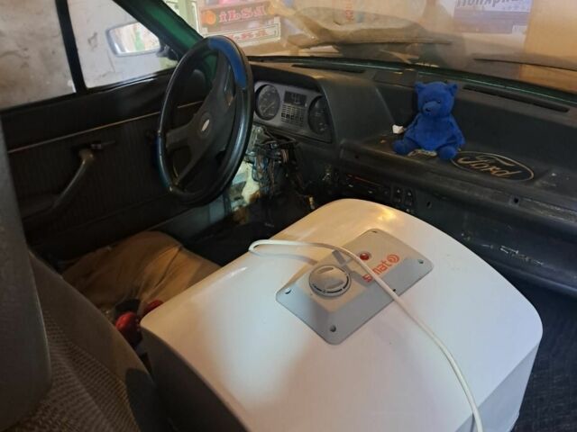 Зеленый Форд Фиеста, объемом двигателя 1 л и пробегом 250 тыс. км за 450 $, фото 3 на Automoto.ua