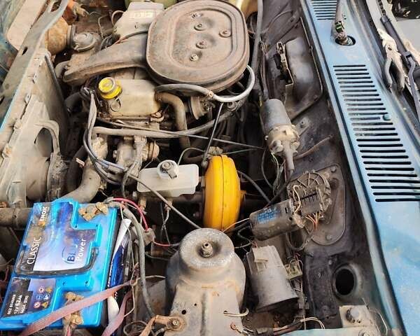 Зелений Форд Фієста, об'ємом двигуна 1.6 л та пробігом 190 тис. км за 1000 $, фото 4 на Automoto.ua