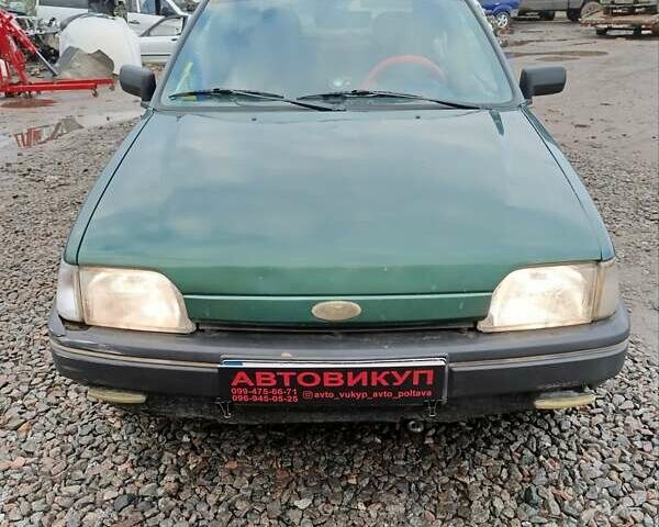 Зеленый Форд Фиеста, объемом двигателя 1.3 л и пробегом 300 тыс. км за 850 $, фото 2 на Automoto.ua